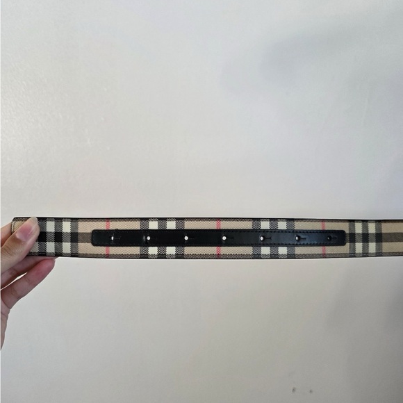Burberry belt - Picture 5 of 7